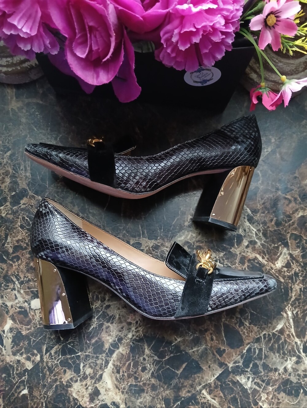 Tory Burch Jessa Horse Bit/Chain Link Block Heel Pumps Size 9.5 Women - Picture 15 of 16